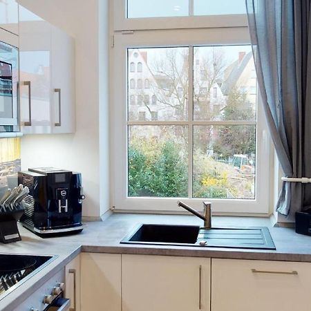 Lieblingsapartment No.3 Mit 2 Schlafzimmern In Top City-Lage Rostock Luaran gambar