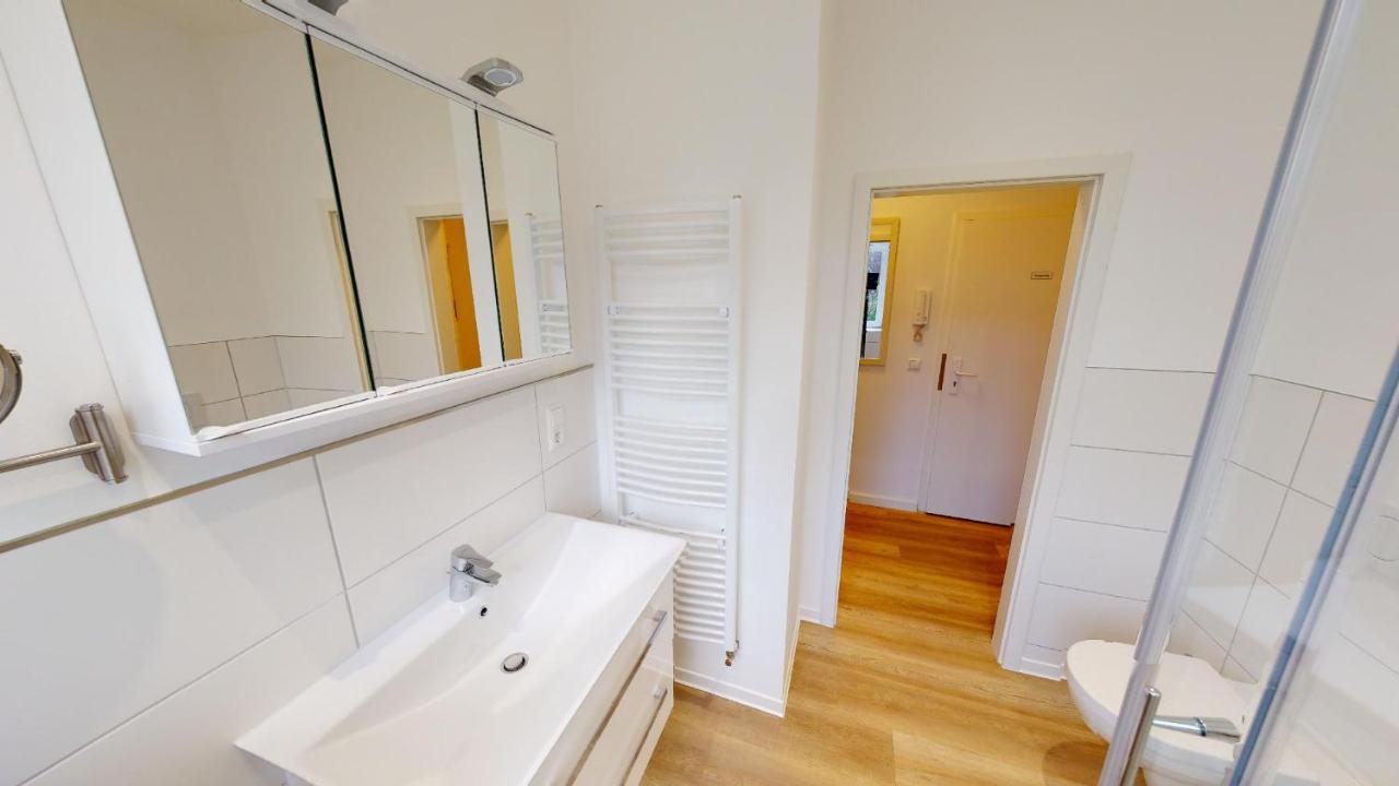Lieblingsapartment No.3 Mit 2 Schlafzimmern In Top City-Lage Rostock Luaran gambar